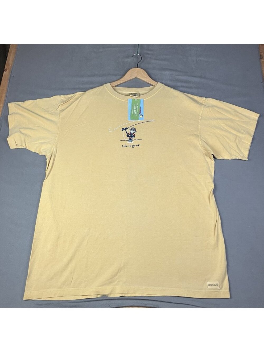 Life Is Good Men’s Size XXL Graphic T Shirt Fly Fishing Yellow Short Sleeve NWT!